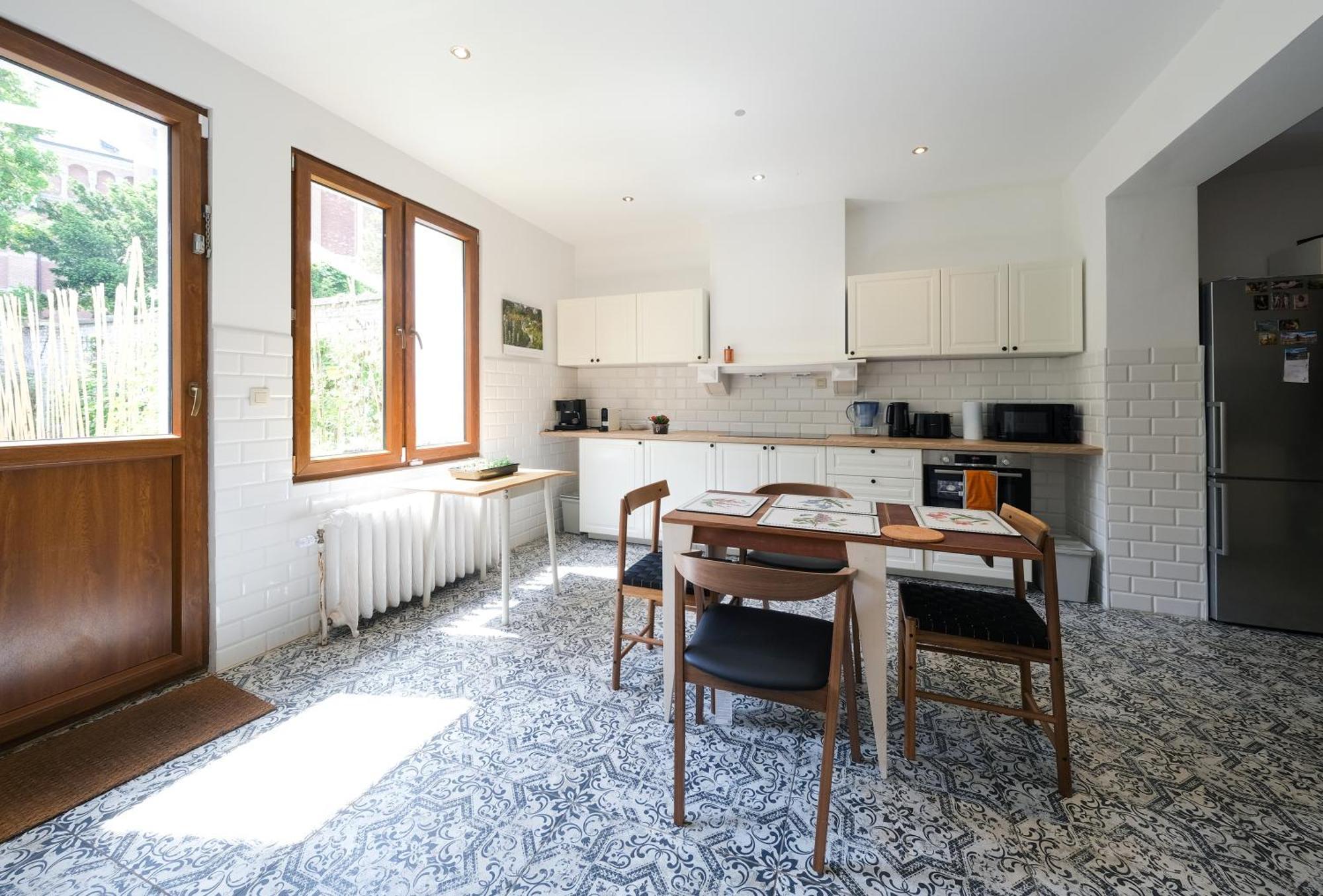 Your Homestay In A Bibliophile Mansion Antwerpen Buitenkant foto