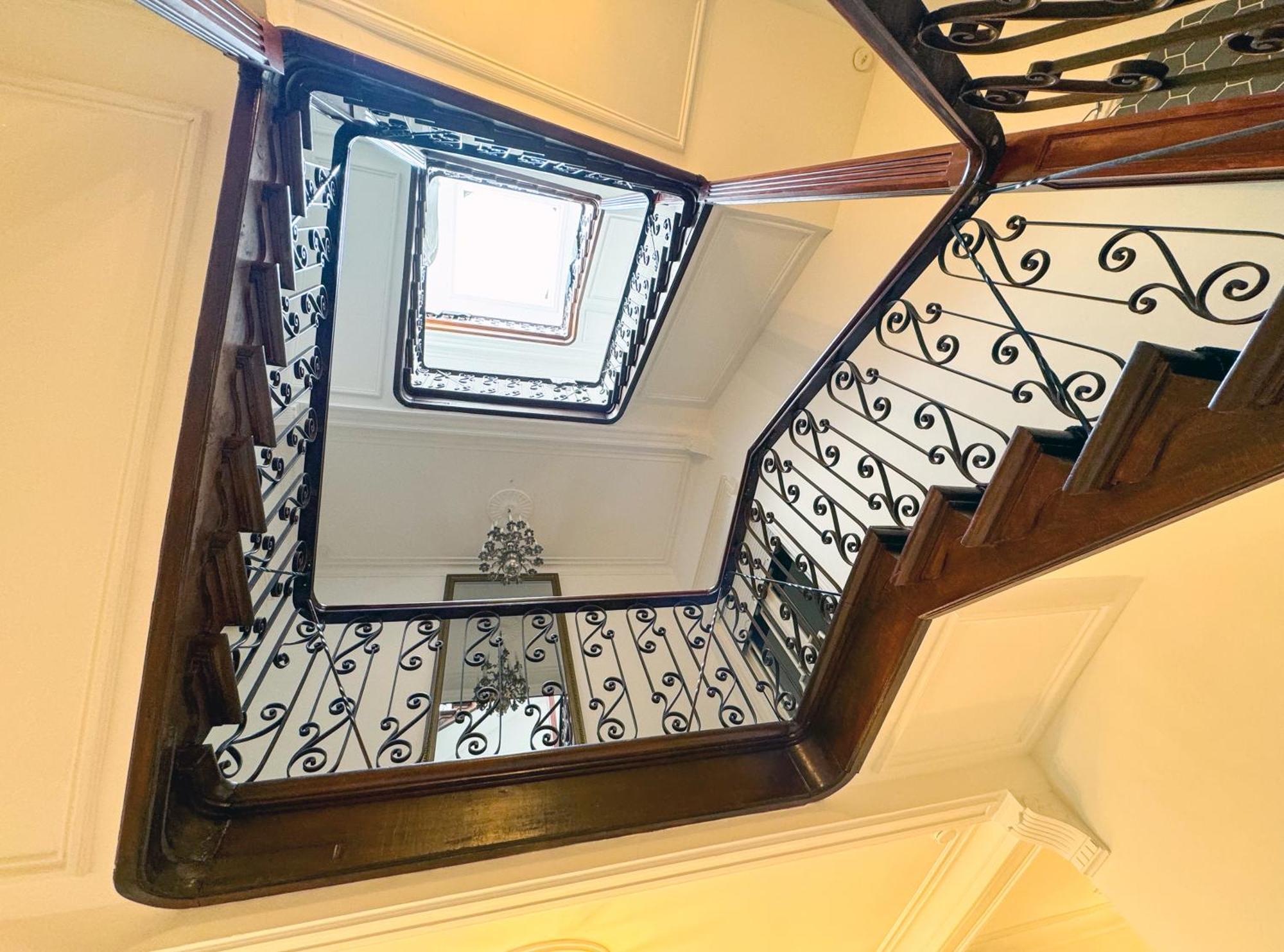 Your Homestay In A Bibliophile Mansion Antwerpen Buitenkant foto